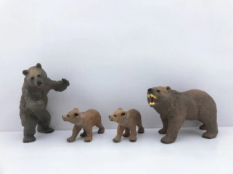 Imagen de Animal World Flia Oso Marron X4